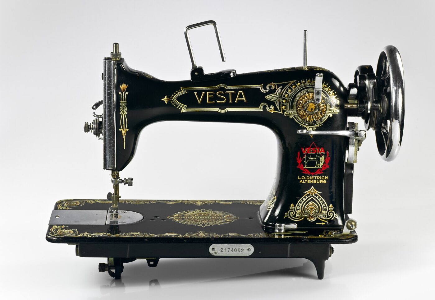 A vintage Vesta sewing machine.