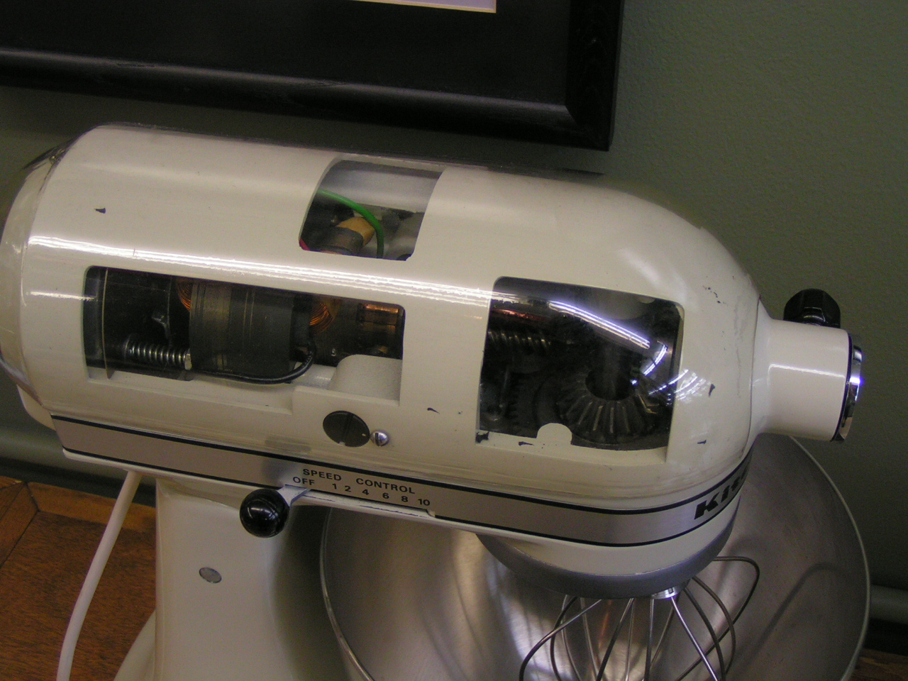 A cutaway KitchenAid mixer showing the motor and gears that take the strain of stiff dough.